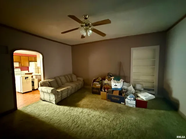 $55,000 | 928 East Kinzie Street, Riverton, IL 62561