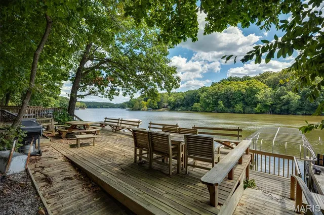 $550,000 | 118 Westlake Trail, Litchfield, IL 62056