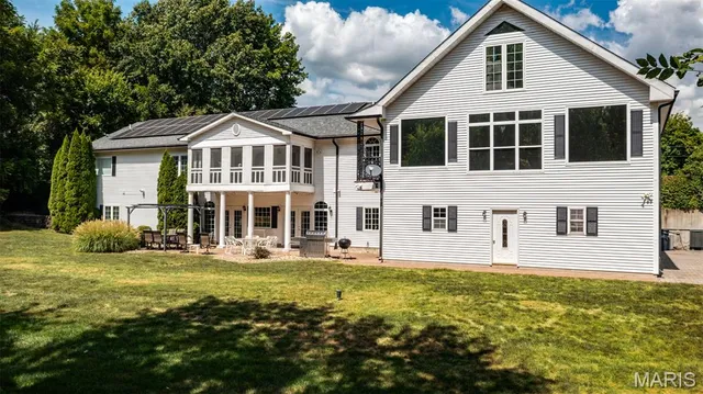 $550,000 | 118 Westlake Trail, Litchfield, IL 62056