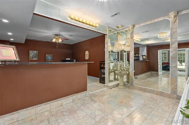 $550,000 | 118 Westlake Trail, Litchfield, IL 62056