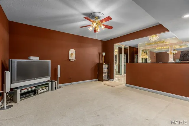 $550,000 | 118 Westlake Trail, Litchfield, IL 62056