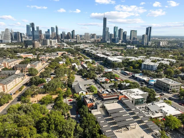 $675,000 | 1401 Eva Street, Unit 204, Austin, TX 78704