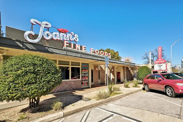 $675,000 | 1401 Eva Street, Unit 204, Austin, TX 78704