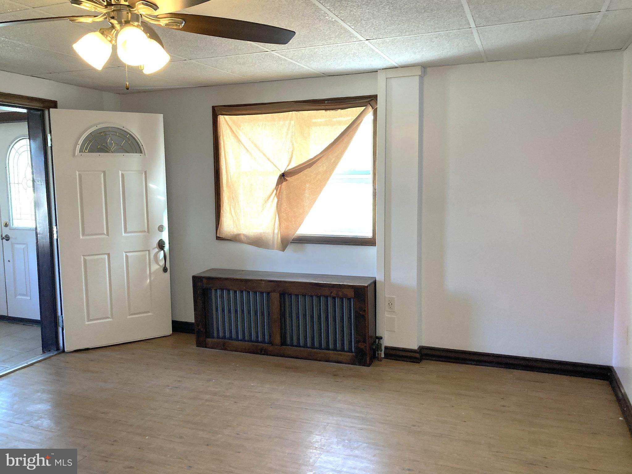 107 North Good Spring Road Hegins, PA 17938 - Photo 4 of 17 Living room