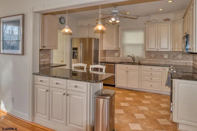 $1,275,000 | 14 North Cambridge Avenue, Ventnor City, NJ 08406