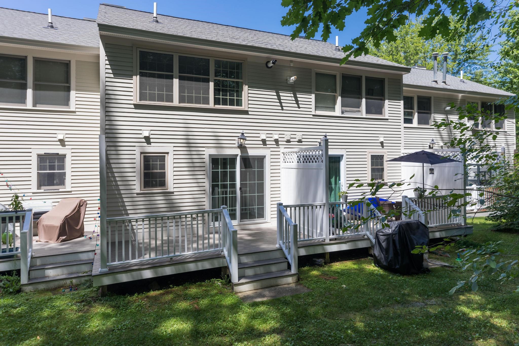 4 Woodland Green Rochester, NH 03868 - Photo 4 of 27