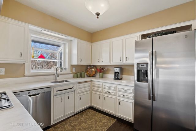 $615,000 | 1336 Pine Street, Glenview, IL 60025