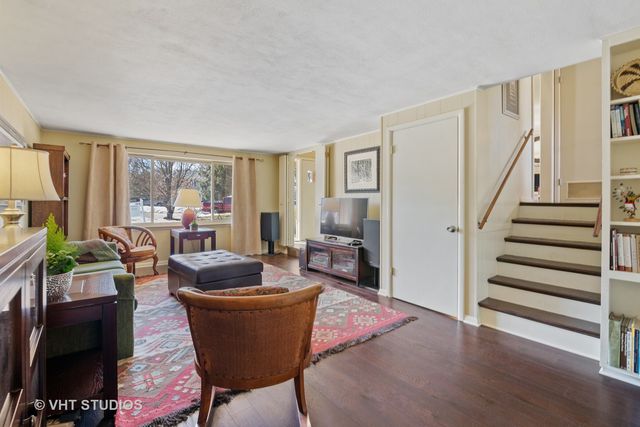 $615,000 | 1336 Pine Street, Glenview, IL 60025