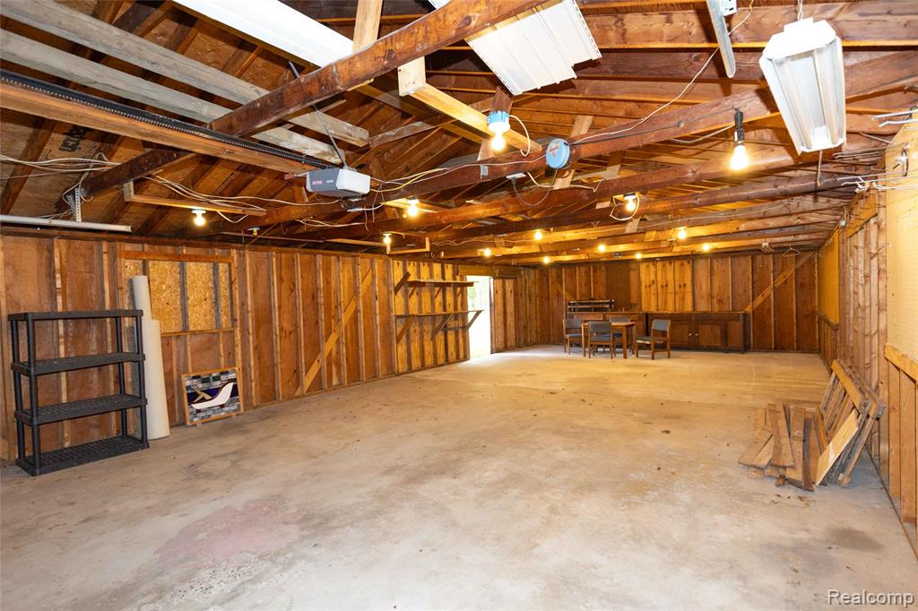 5140 Eastview Road Clarkston, MI 48346 - Photo 36 of 53 Gallery Image 36