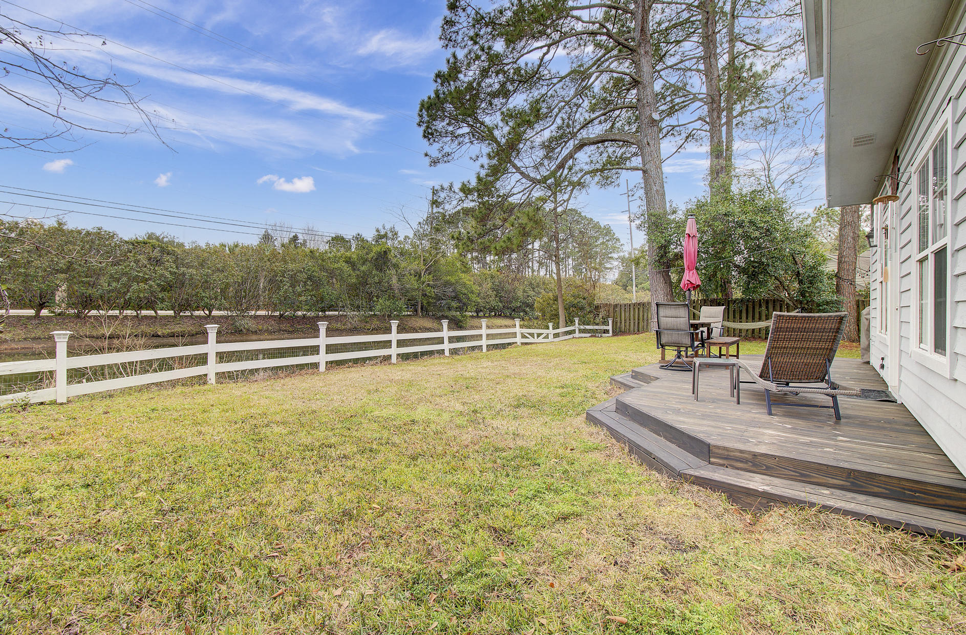 1319 Llewellyn Road Mount Pleasant, SC 29464 - Photo 39 of 42 18