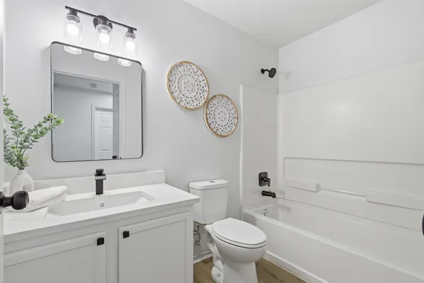$299,900 | 12720 La Paz Lane, Del Valle, TX 78617