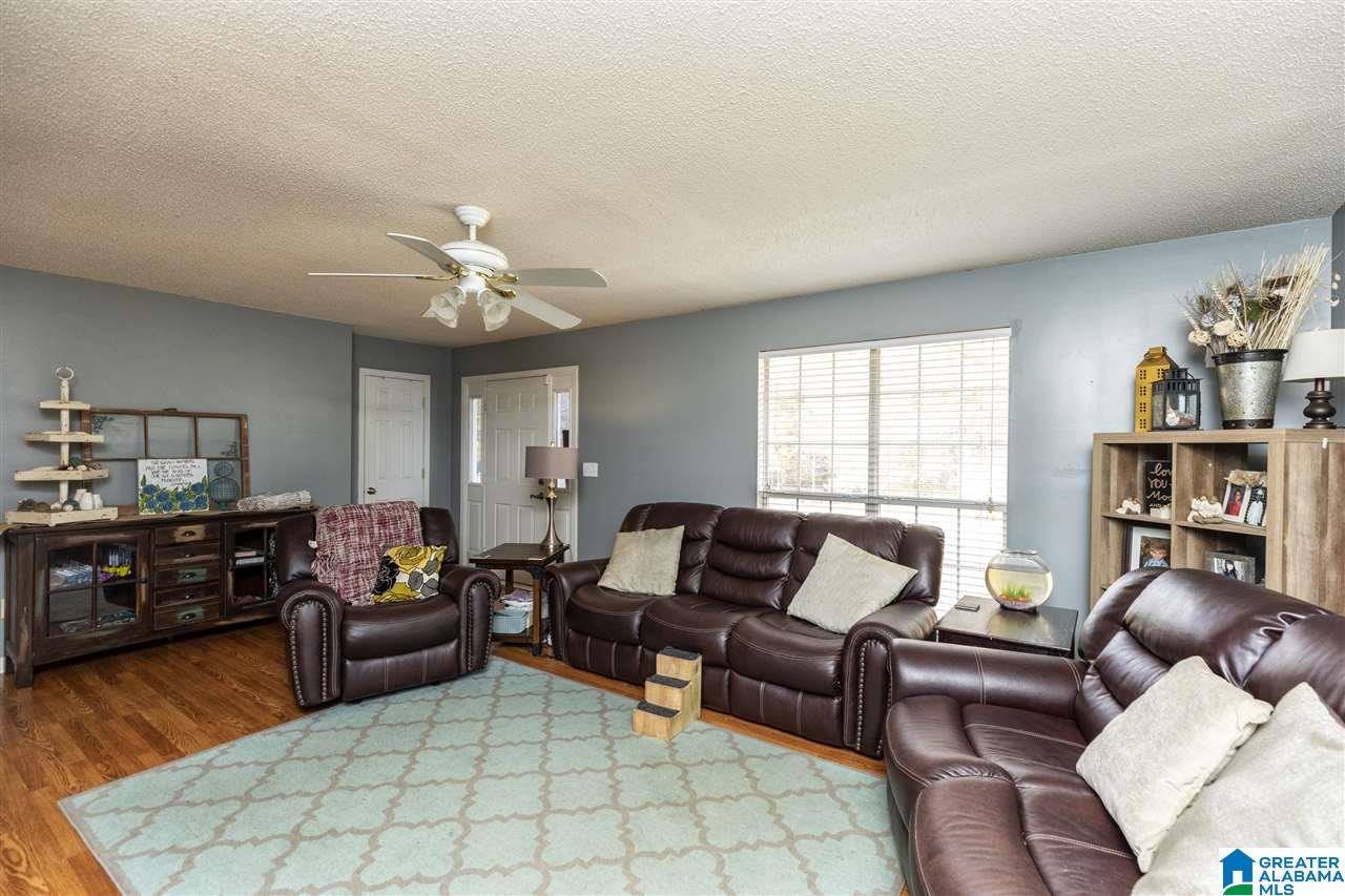 473 Bailey Loop Road Gardendale, AL 35071 - Photo 11 of 33
