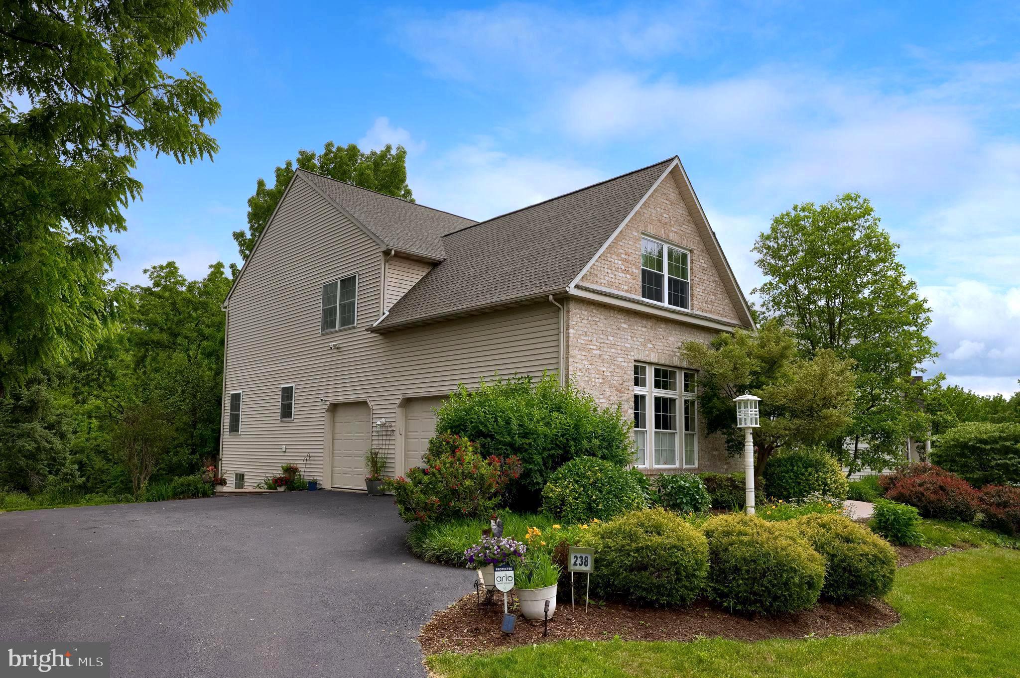 238 Heatherstone Way Lancaster, PA 17601 - Photo 4 of 141