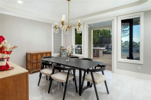 a en suite bathroom with a double vanity sink and a mirror