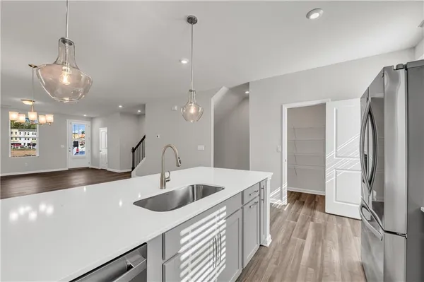 $3,199 | 2713 Crk Vw Terrace Northwest, Atlanta, GA 30318