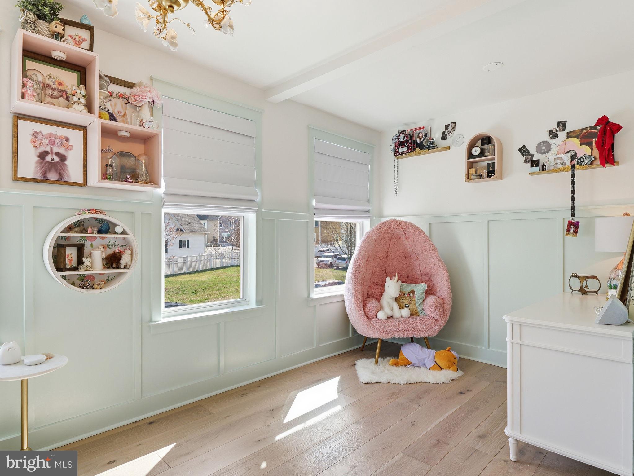 17210 Perinchief Street Ruther Glen, VA 22546 - Photo 29 of 39 a view of a livingroom with furniture and toys