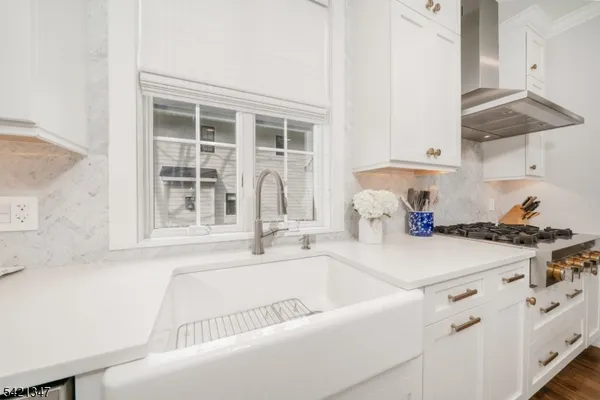 $1,525,000 | 77 Commonwealth Avenue, New Providence, NJ 07974