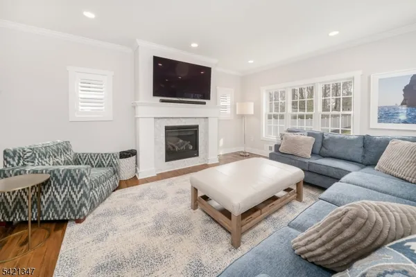 $1,525,000 | 77 Commonwealth Avenue, New Providence, NJ 07974