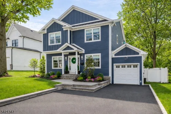 $1,525,000 | 77 Commonwealth Avenue, New Providence, NJ 07974