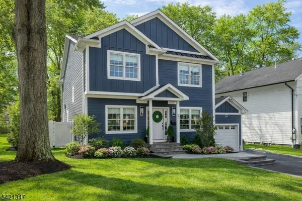 $1,525,000 | 77 Commonwealth Avenue, New Providence, NJ 07974