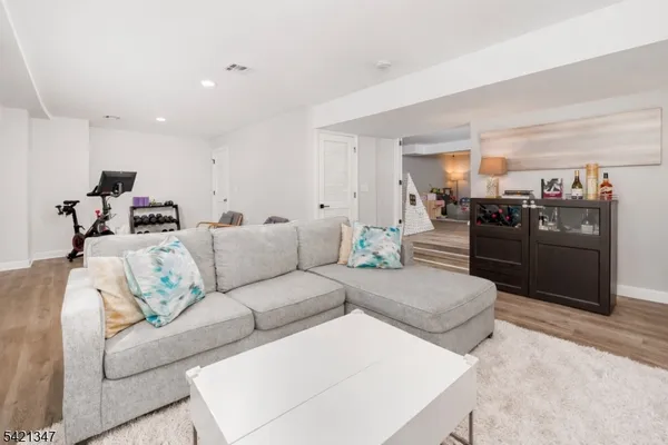 $1,525,000 | 77 Commonwealth Avenue, New Providence, NJ 07974