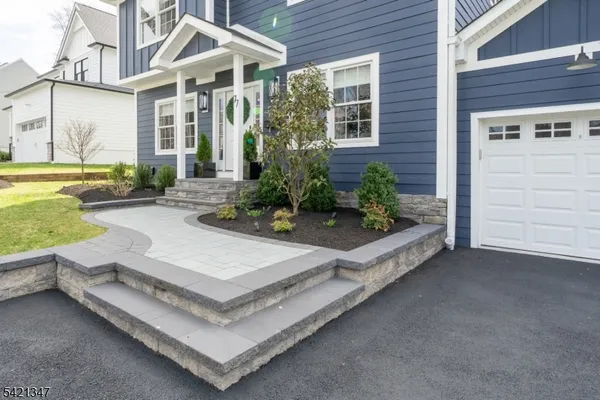 $1,525,000 | 77 Commonwealth Avenue, New Providence, NJ 07974