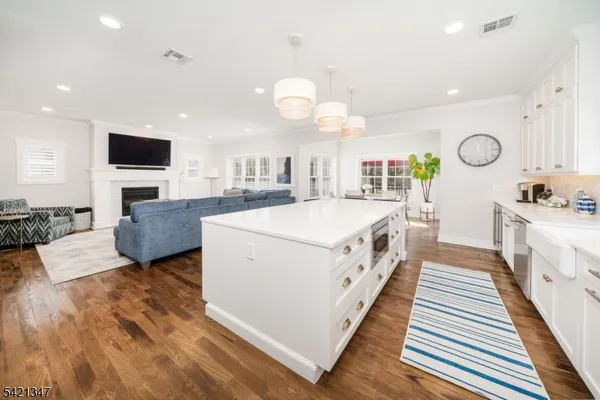 $1,525,000 | 77 Commonwealth Avenue, New Providence, NJ 07974