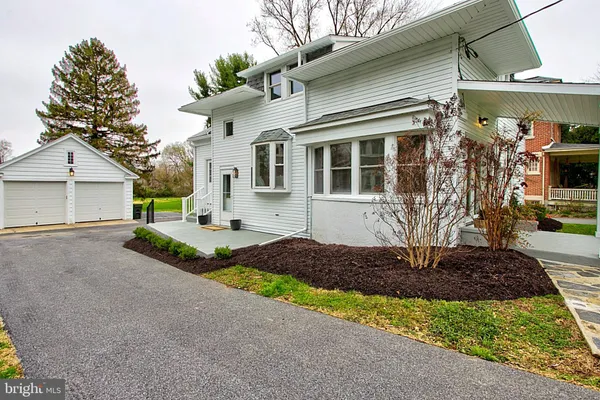 $449,000 | 1451 New Holland Pike, Lancaster, PA 17601