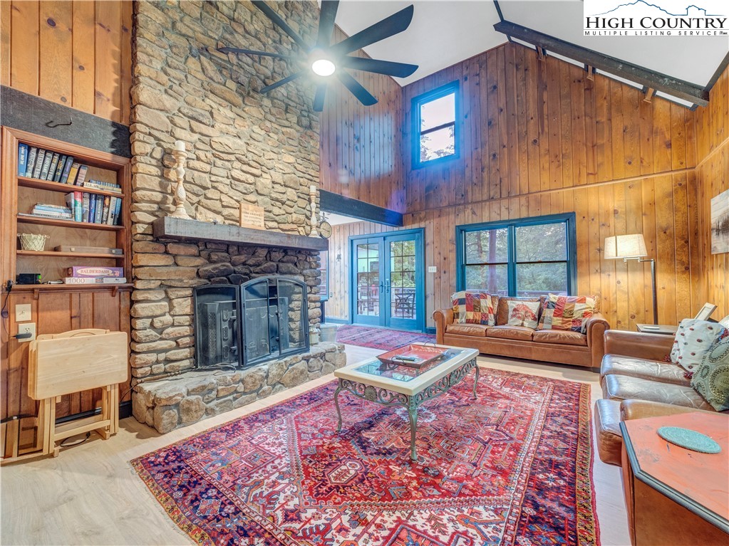 302 Lake Road Beech Mountain, NC 28604 - Photo 8 of 41 Gallery Image 8