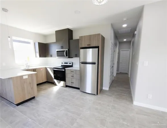 $1,200 | 803 Sugar Gdn Drive, Unit 3, Pharr, TX 78577