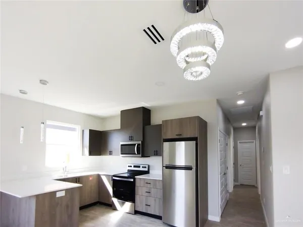 $1,200 | 803 Sugar Gdn Drive, Unit 3, Pharr, TX 78577