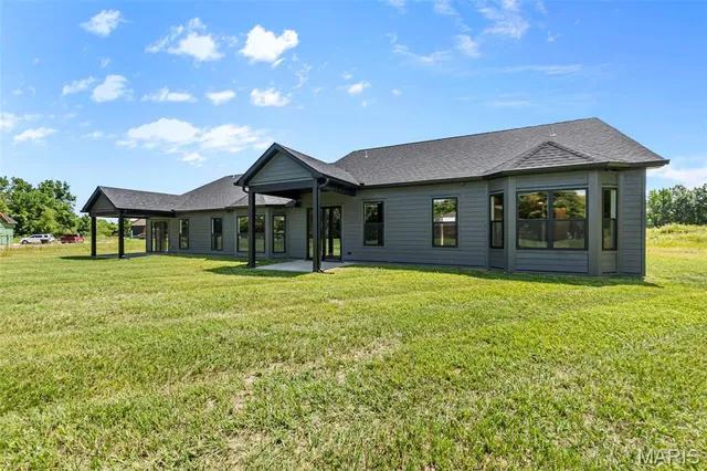 $354,900 | 3707 Beechwood Lane, Cape Girardeau, MO 63701