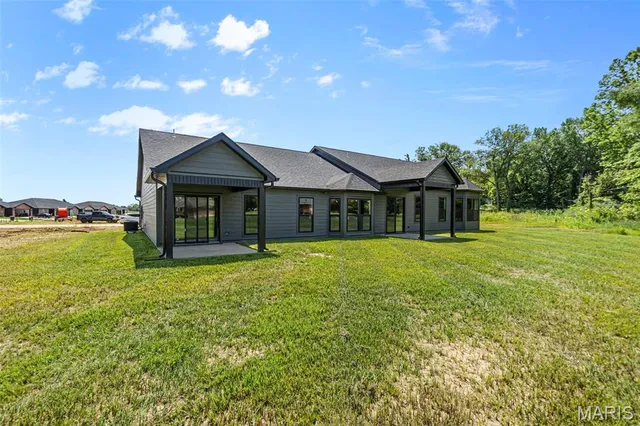 $354,900 | 3707 Beechwood Lane, Cape Girardeau, MO 63701