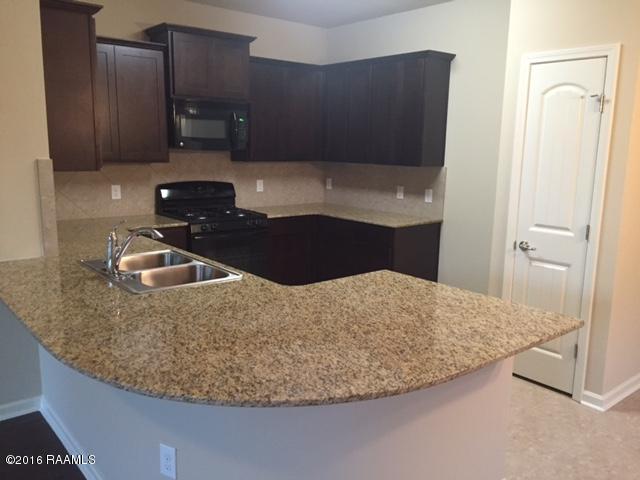 111 Cascade Road Rayne, LA 70578 - Photo 2 of 3 IMG_1117