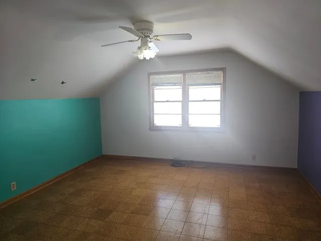 $129,900 | 403 Broadway Avenue, Lakefield, MN 56150