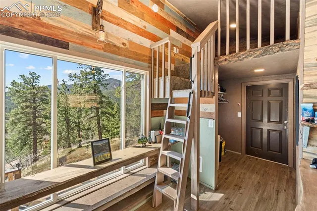 a picture of a wall with white wall painting