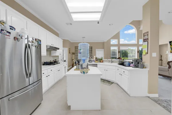 $3,800 | 1522 Meadowstar Drive, Sugar Land, TX 77479