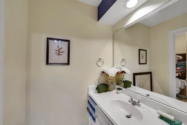 $3,800 | 1522 Meadowstar Drive, Sugar Land, TX 77479