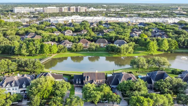 $3,800 | 1522 Meadowstar Drive, Sugar Land, TX 77479