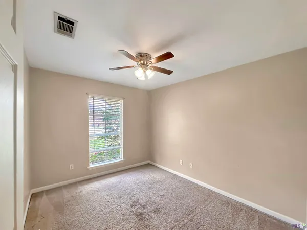 $199,500 | 10088 Lexington Drive, Denham Springs, LA 70706