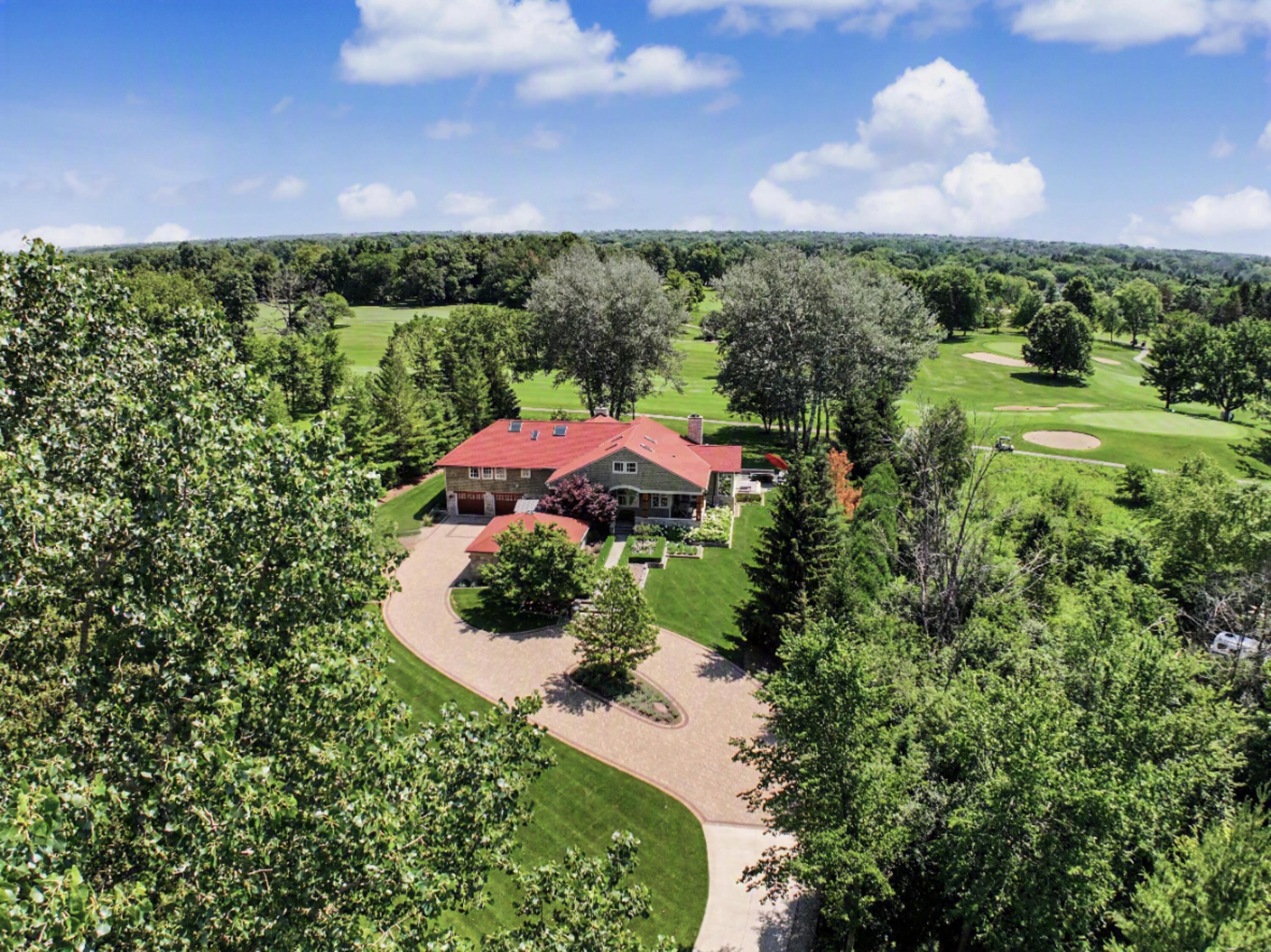 12138 North River Road Mequon, WI 53092 - Photo 85 of 99 DJI_20260703124752_0061_D