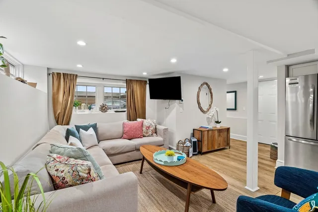 $559,000 | 1 Main Street, Unit R, Rockport, MA 01966