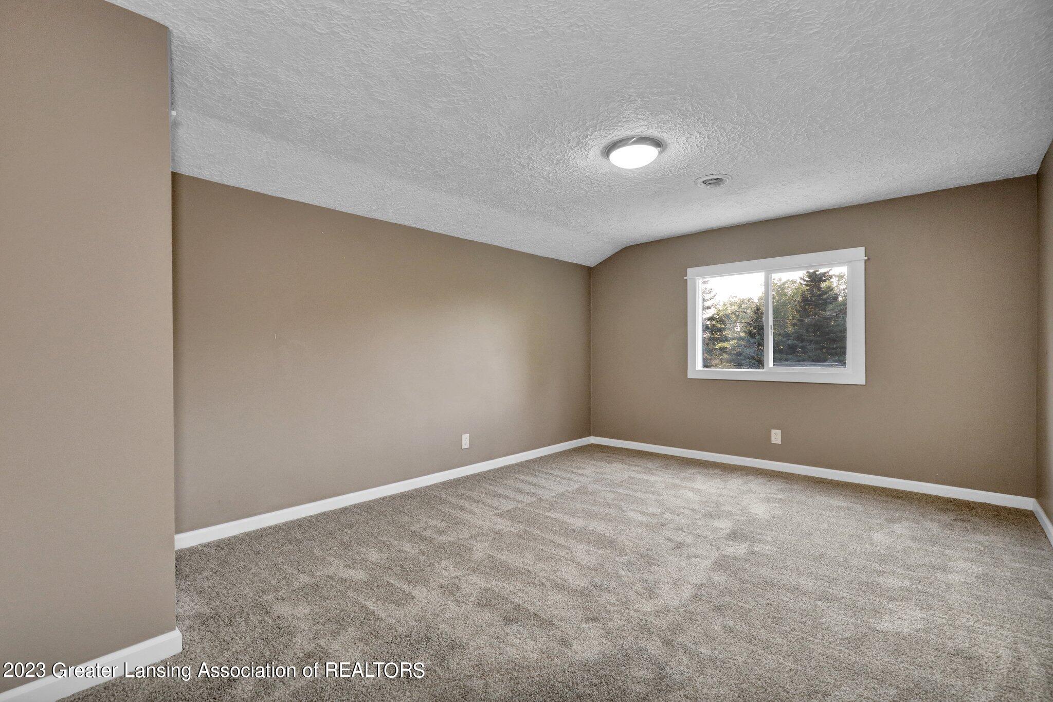 3705 Old Lansing Road Lansing, MI 48917 - Photo 21 of 38 36-web-or-mls-Open Ended Media-36