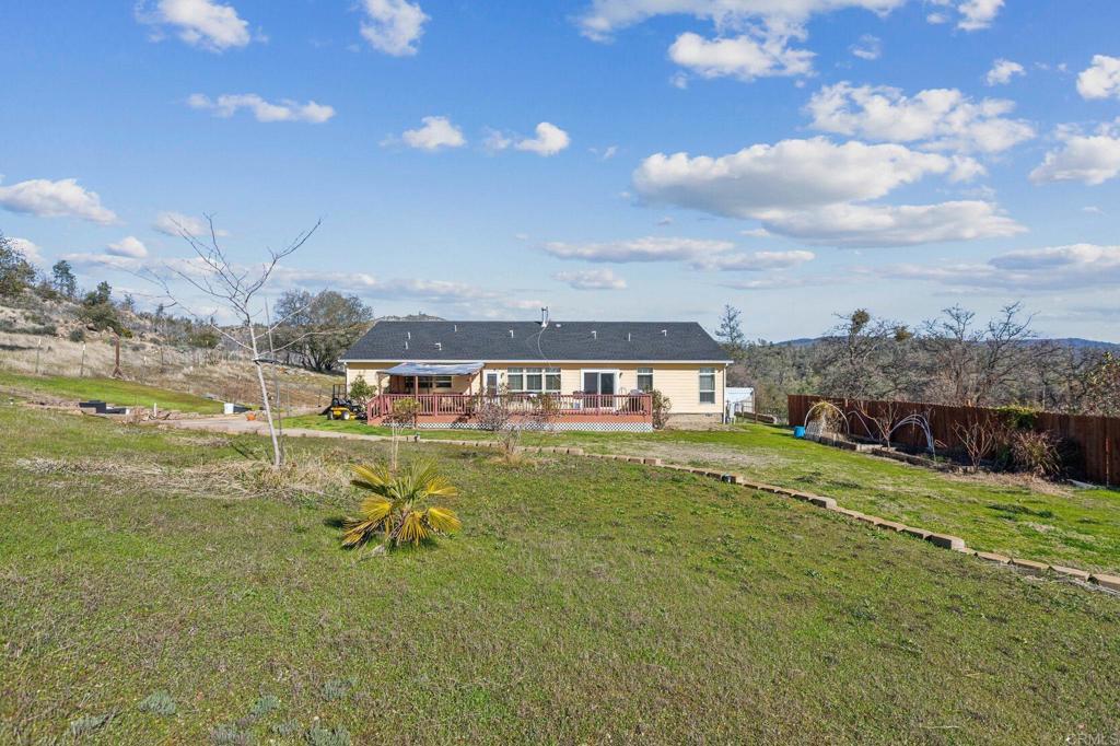 735 Swedes Flat Road Oroville, CA 95966 - Photo 25 of 37 a swimming pool view with a outdoor seating
