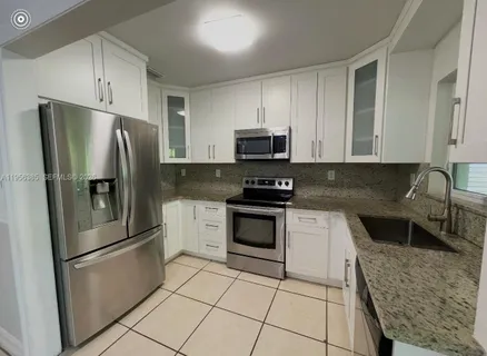 $5,000 | 3614 Southwest 58th Avenue, Miami, FL 33155