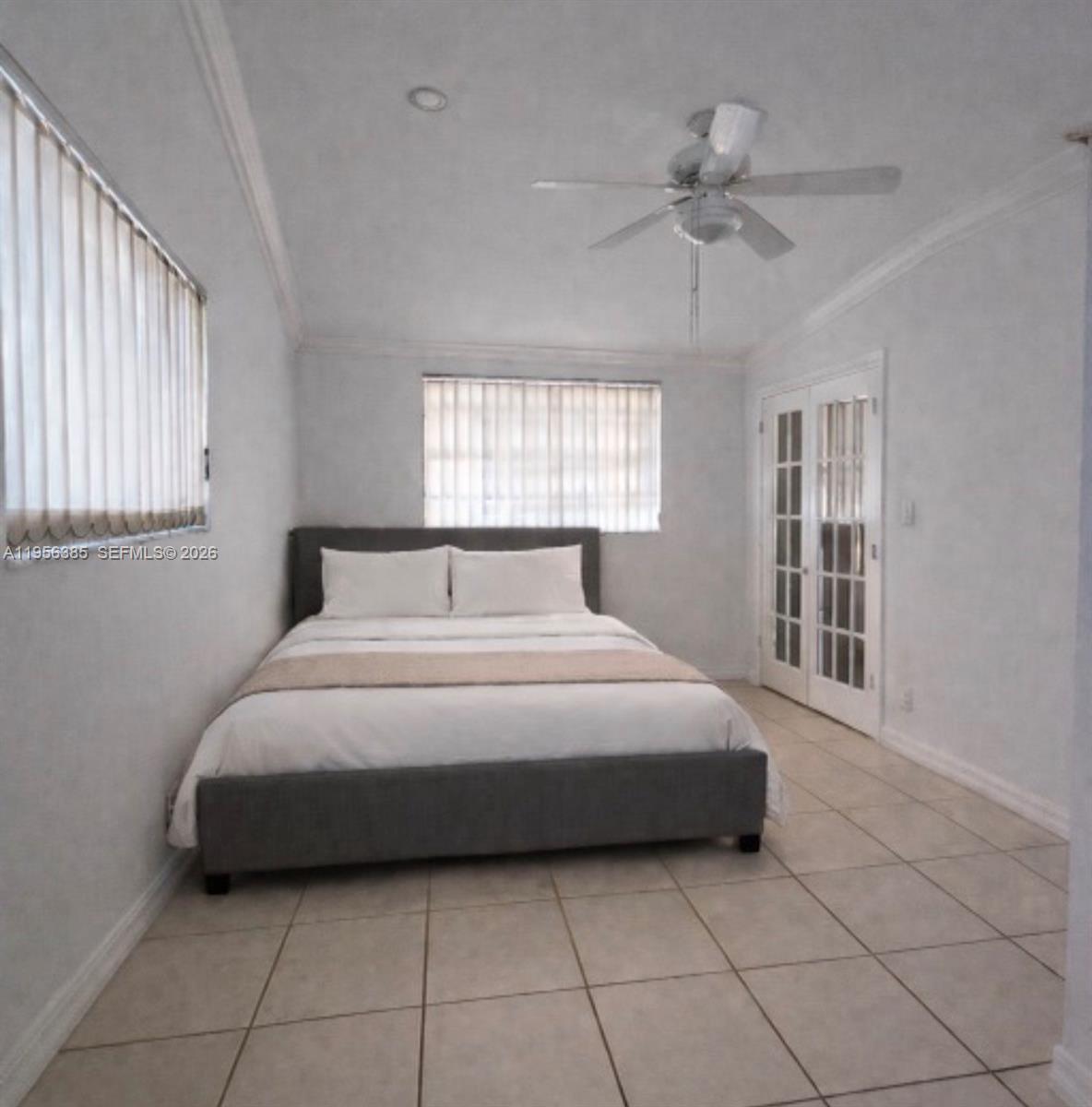 3614 Southwest 58th Avenue Miami, FL 33155 - Photo 4 of 11