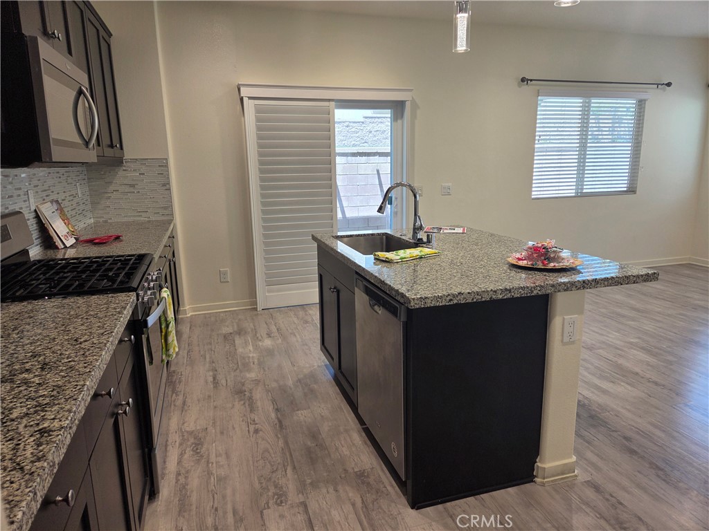 27440 Red Rock Road Moreno Valley, CA 92555 - Photo 13 of 43