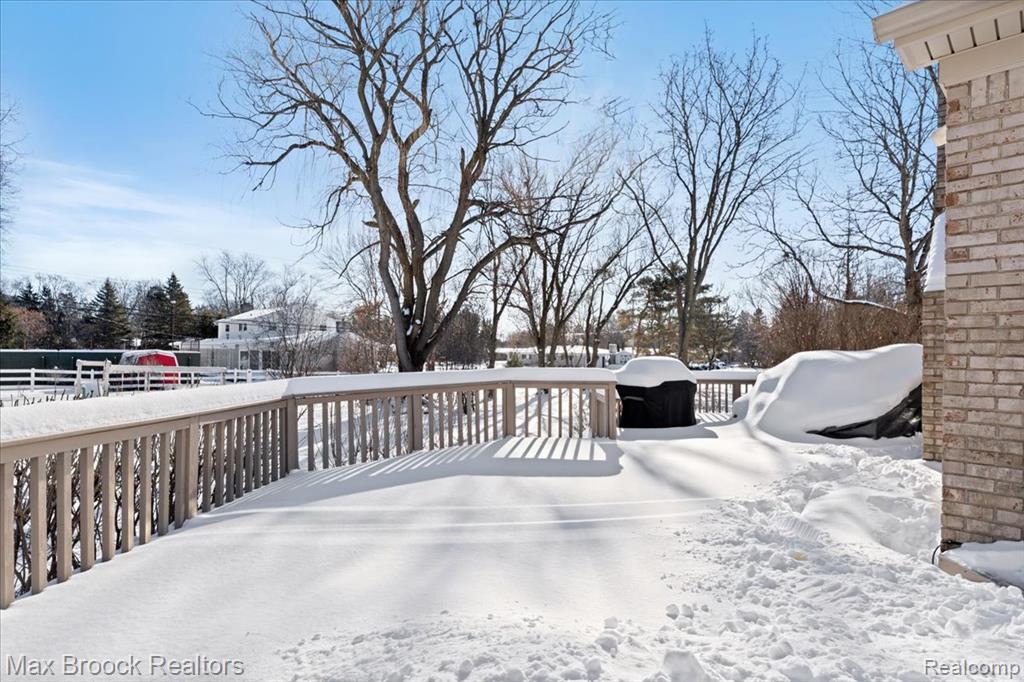 412 Shellbourne Drive Rochester Hills, MI 48309 - Photo 40 of 59 Gallery Image 40