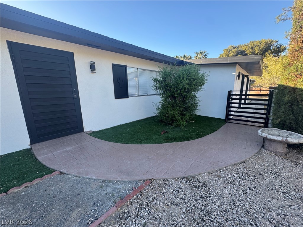 5881 South Sandhill Road Las Vegas, NV 89120 - Photo 3 of 56