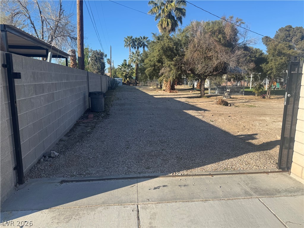 5881 South Sandhill Road Las Vegas, NV 89120 - Photo 37 of 56